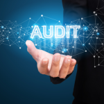 A auditoria digital surge como a nova armadura contra fraudes no setor público, destaca José Henrique Gomes Xavier.