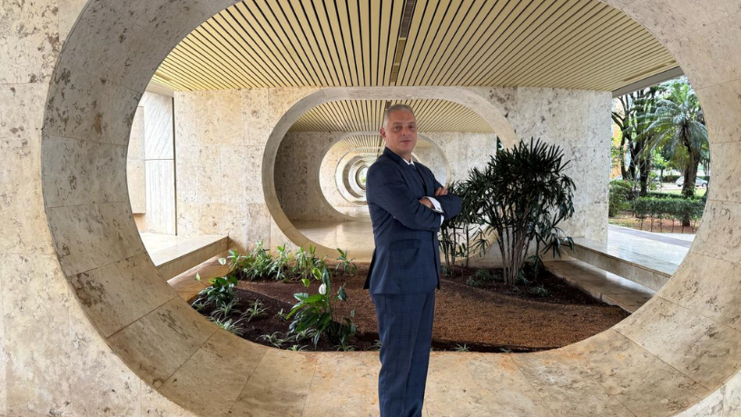 Leonardo Manzan analisa como políticas de neutralidade fiscal incentivam a inovação e a eficiência energética.